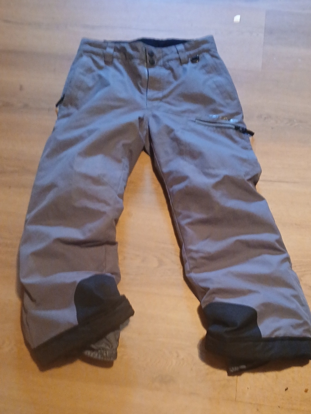 Obermeyer Gray Snow/Ski Pants with Black Accents